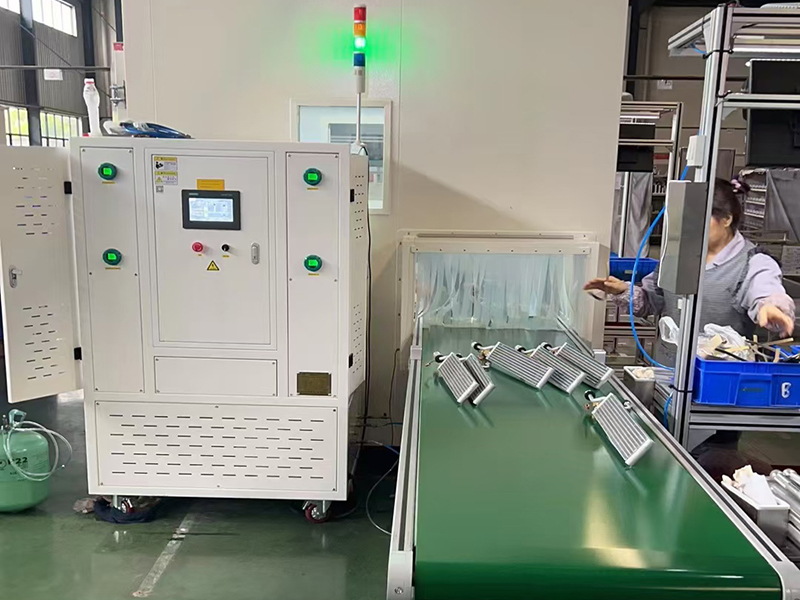 空调部件测试现场